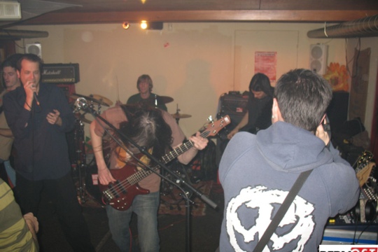 565aea517d0462089bb33353863bf061.jpg