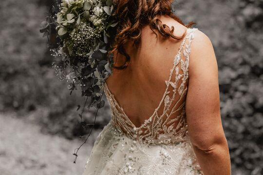 Hochzeitskleid 1.jpg