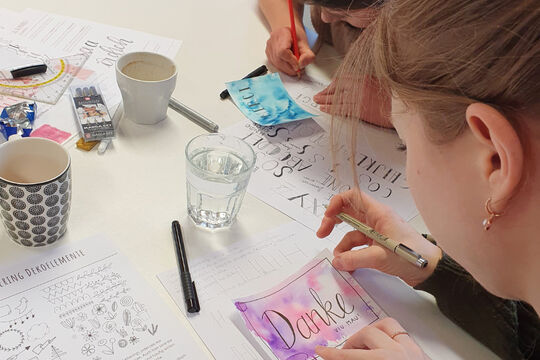 handlettering-workshop-karten-gestalten.jpg