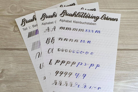 brush-lettering-lernen-uebungsblaetter (1).jpg