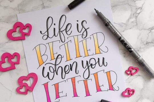 galerie-lettering-life-is-better-when-you-letter.jpg