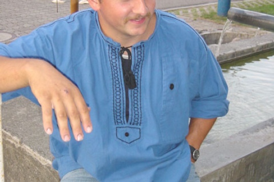 5c9517ec56333adb2497508355fb5bfe.jpg