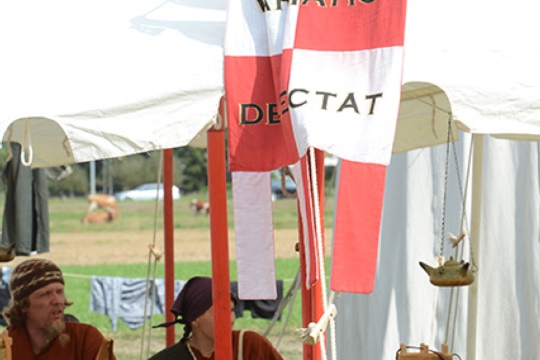 5ed8d66ff81bcbff0bc883c73761c7fa.jpg
