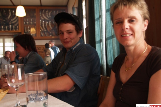 6037f477229d41dfe868cb294afee00b.jpg