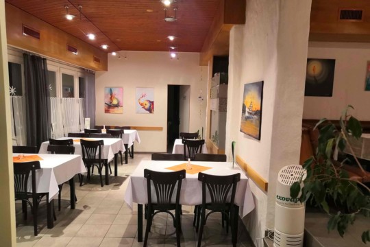 Restaurant.jpg
