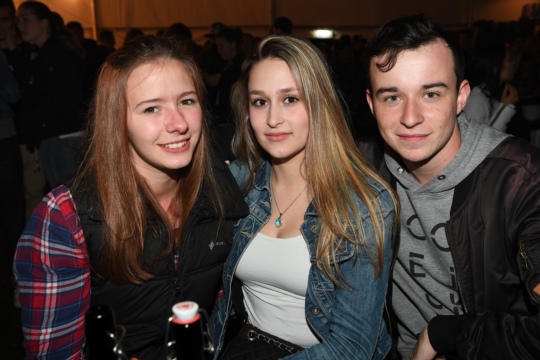 61f9289be31e5589ed19e9663dc0cff0.jpg