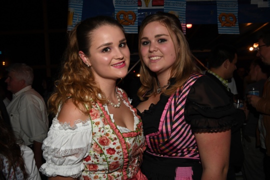 64d45873e43bf1315bc0b7aa5880ef13.jpg