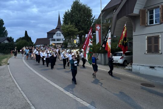 Umzug_Bundesfeier_Biglen_Tief_4