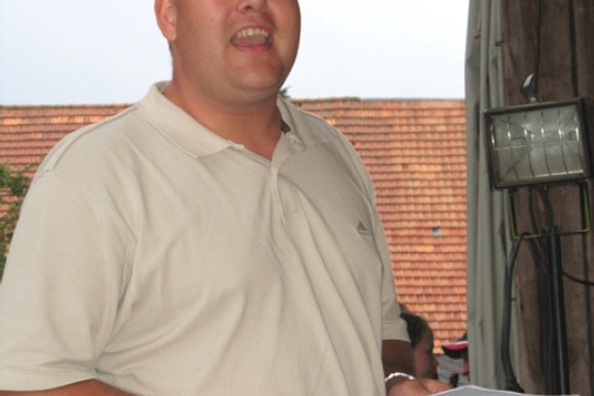 6d67dfc748f5a419927d2d32d77f2a2d.jpg