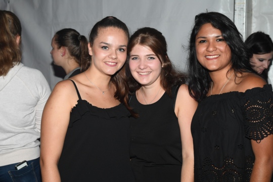 6d8c85a6f3ab624be7367b1491c47e56.jpg