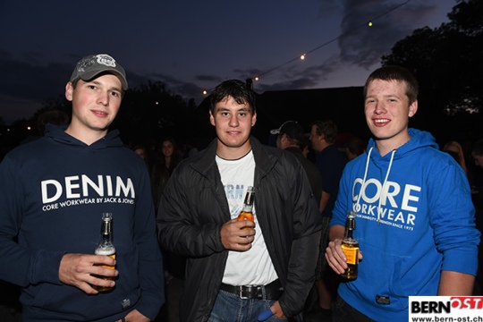 71a8d015dd0b0ea936260fe681e2a1ae.jpg