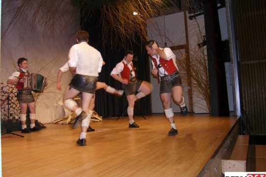 726952ff1bdbbe91ab77e4dd3144cb38.jpg