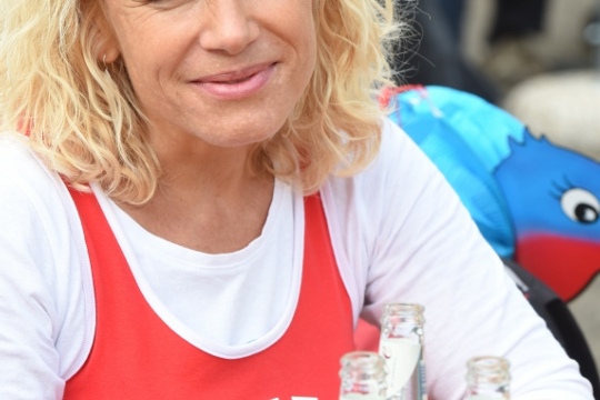 73d92afc39f44f3ef295b4d1be87c3d3.jpg