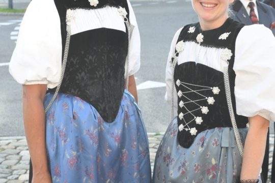 754255cf2ebc835ae50ac262028ab72e.jpg