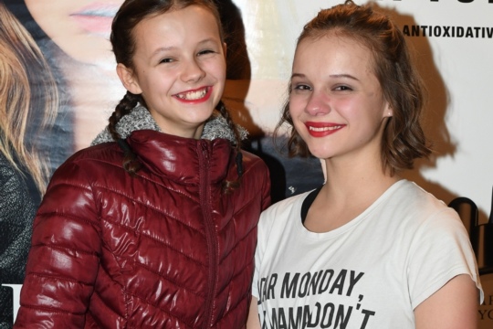 76ca54a6e69ef95cb2fddce2634bff71.jpg
