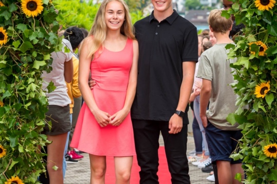 774f4ef1d47348ade18ba07656506ec8.jpg