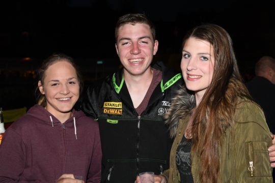 7dfe2219fd47245d10cdba246a0f22e3.jpg