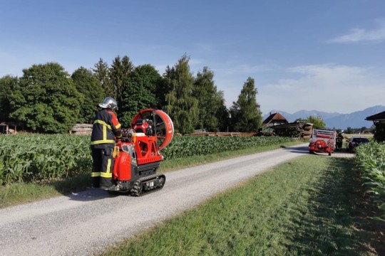 Lüfter auf Feldweg