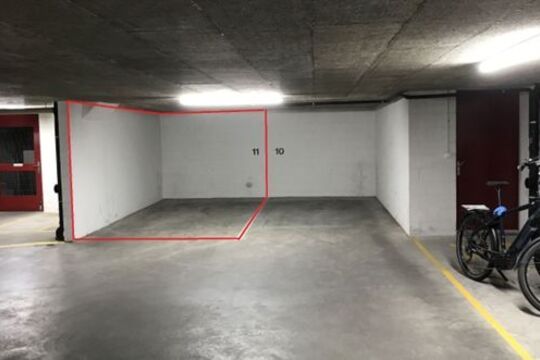 Autoeinstellhallenplatz Nr. 11.jpg