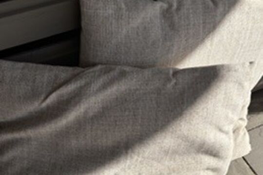 Kissen beige 60x60 1..jpeg