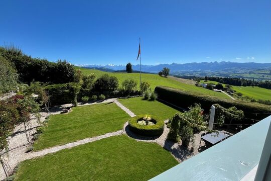 Aussicht von Balkon.jpg