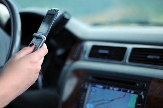 driving-844132_1920