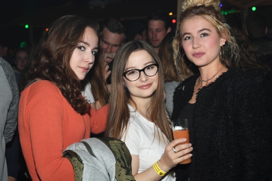 892d13d5727bb63448c4996136796cc6.jpg