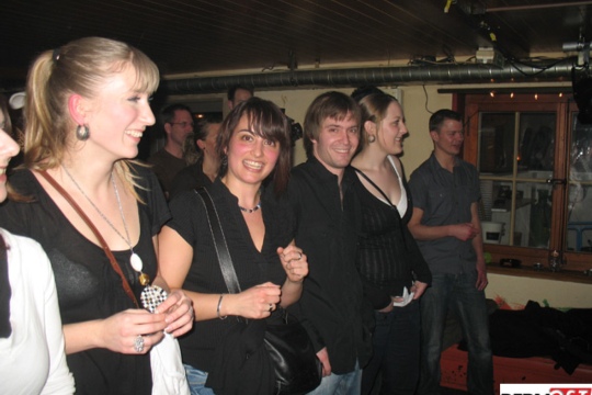 8a181bff87987e8ede803d96ef07a9d6.jpg