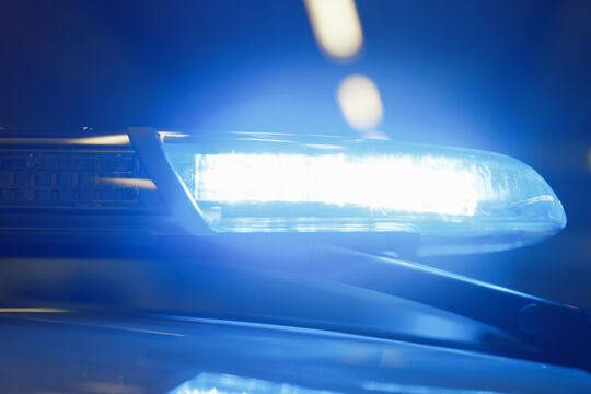 Bild Autofahrer bei Selbstunfall verletzt