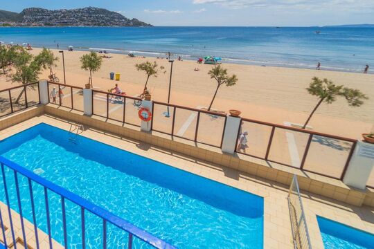hotel-marian-platja-roses-img-16.jpg