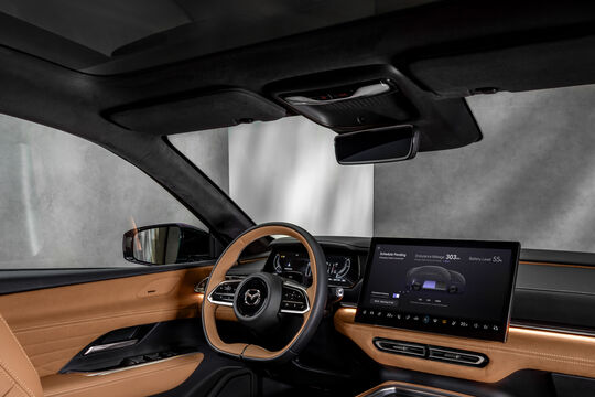 Post07_Mazda6e_Carousel_3of4_LI-11.jpg