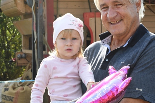 90ebbe80e54e9861298b04b6c13b5fa2.jpg