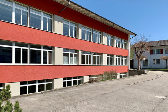 Schulhaus Arnisaege alt