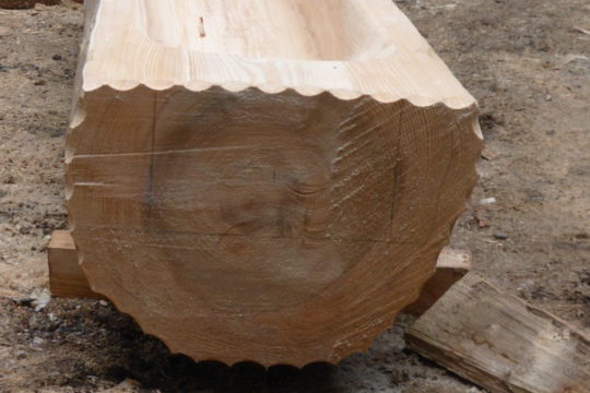 Holzbrunnen