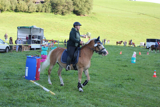 Plauschturnier im Bächi 004