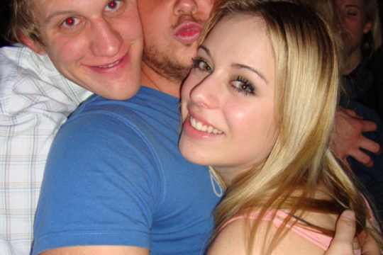 9518b956555bc92de14fd66e0dfe2deb.jpg