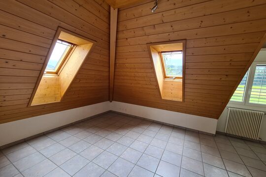 Wohn- und Schlafzimmer 2.jpg