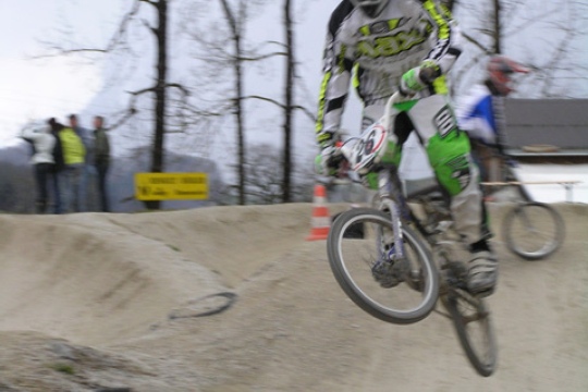 9759f7d0acfb6183978ae1161683faea.jpg