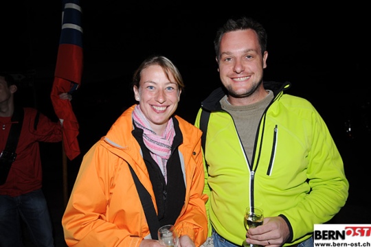 976eea35e8cbf586f0a4594f73af41ff.jpg