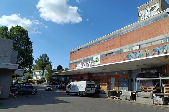 Bahnhofplatz Bolligen