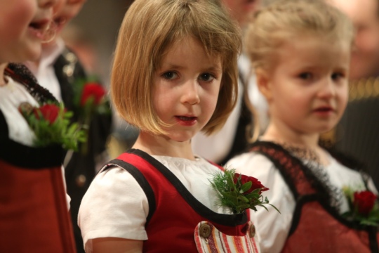 9c49550183bbf681a7ba4c1805d49870.jpg