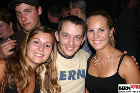9cbfcfd9a3d7685740d72ba1e411df8c.jpg