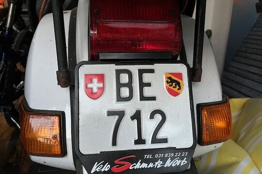 Kontrollschild Vespa.jpg