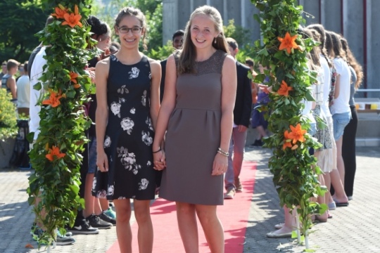9f6ec2755781376b2010cf9a4f848bd9.jpg