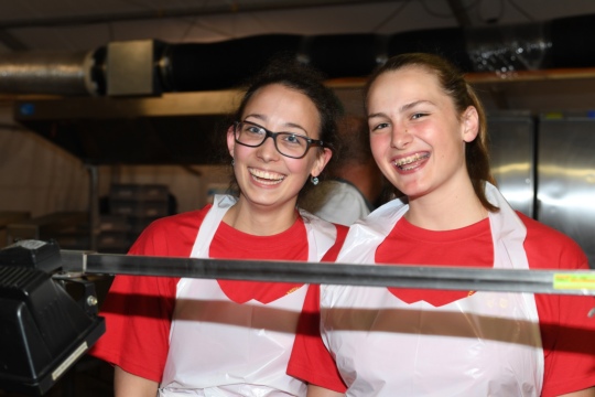 9fddc740dde645a35129741811a4c17e.jpg