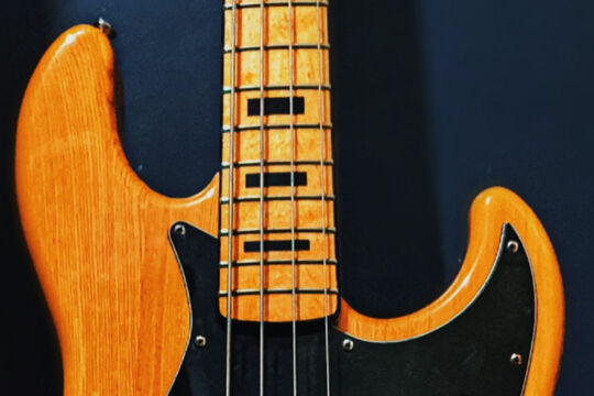 e-bass_gesiel-amaral-8z_LLNthDss-unsplash-1.jpg