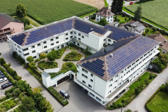 Solaranlage_Kastanienpark_Oberdiessbach (c) Solarify