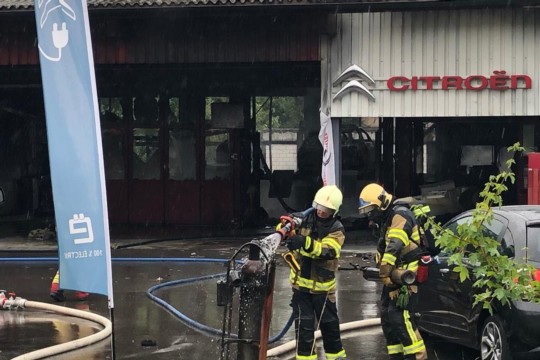 brand4