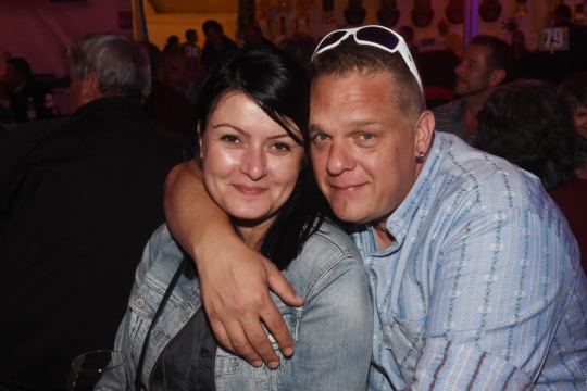 acdebeef8fd44d52868ccd106467f7d6.jpg