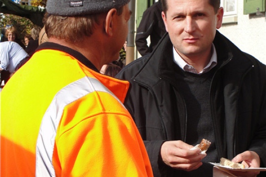 adcbeb984e2d5fe5cc7a9ff321e31c9d.jpg